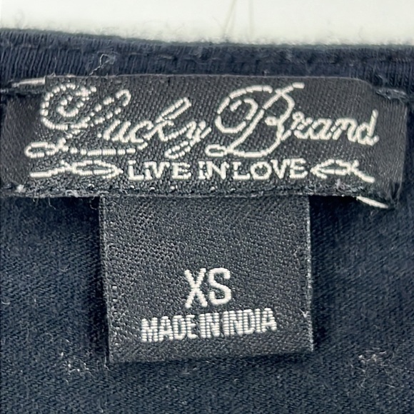 Lucky Brand Sleeveless Black Graphic Top - Picture 2 of 7